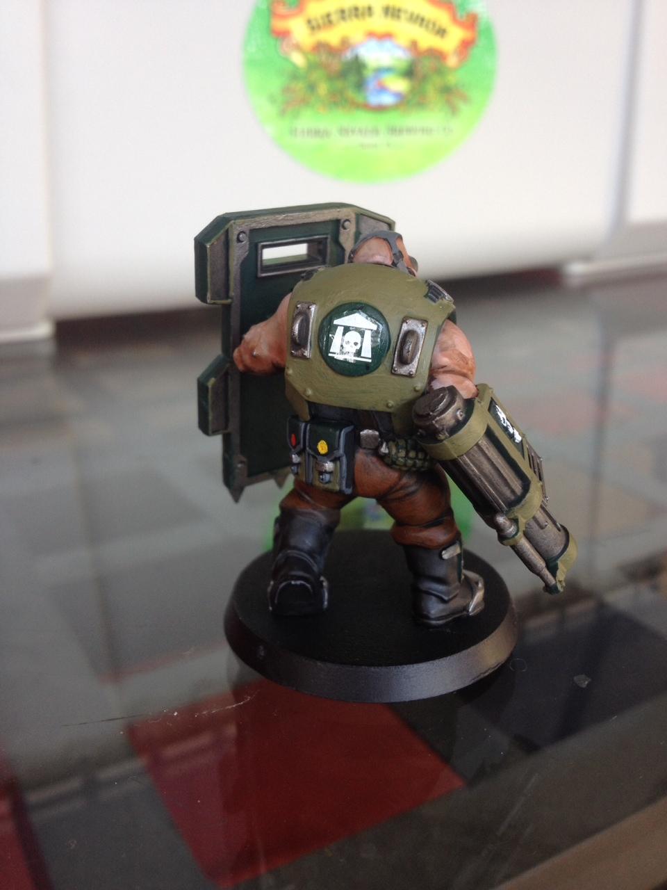 Bullgryn Bodyguard Abhuman Giant Ogryn Astra Militarum 40k - Foto 7